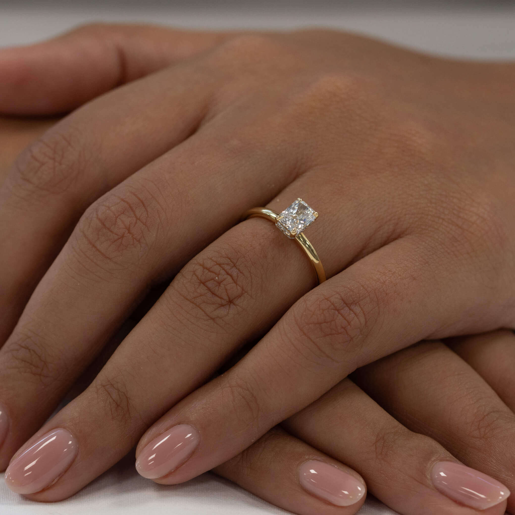 Radiant 18ct Yellow Lea