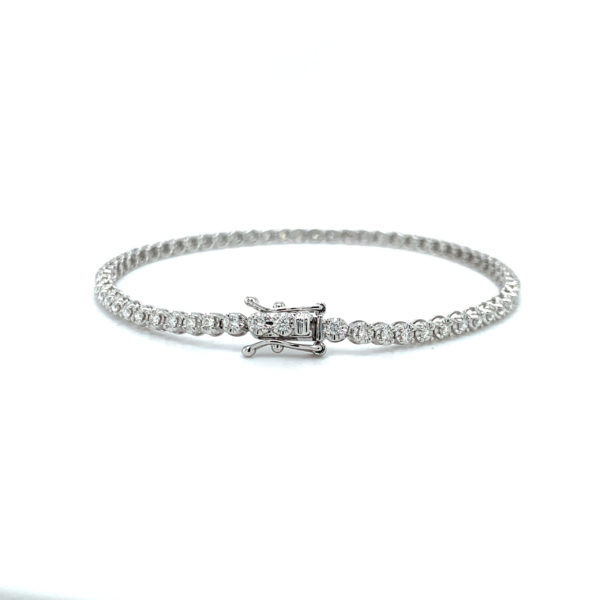 Angelica Round Cut Diamond Claw Set Tennis Bracelet
